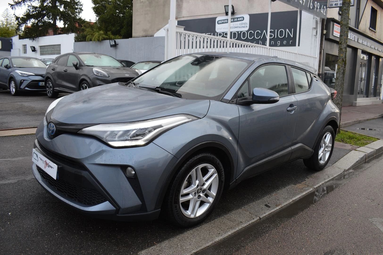 Toyota C-HR 1.8 HYBRIDE 122CH DYNAMIC BUSINESS E-CVT + PROGRAMME BEYOND ZERO ACADEMY