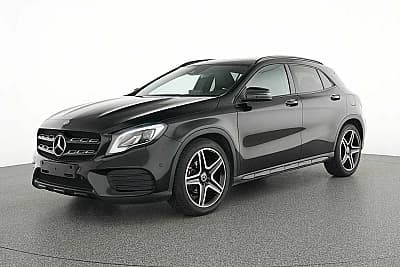 Mercedes-Benz GLA 200  AMG Line