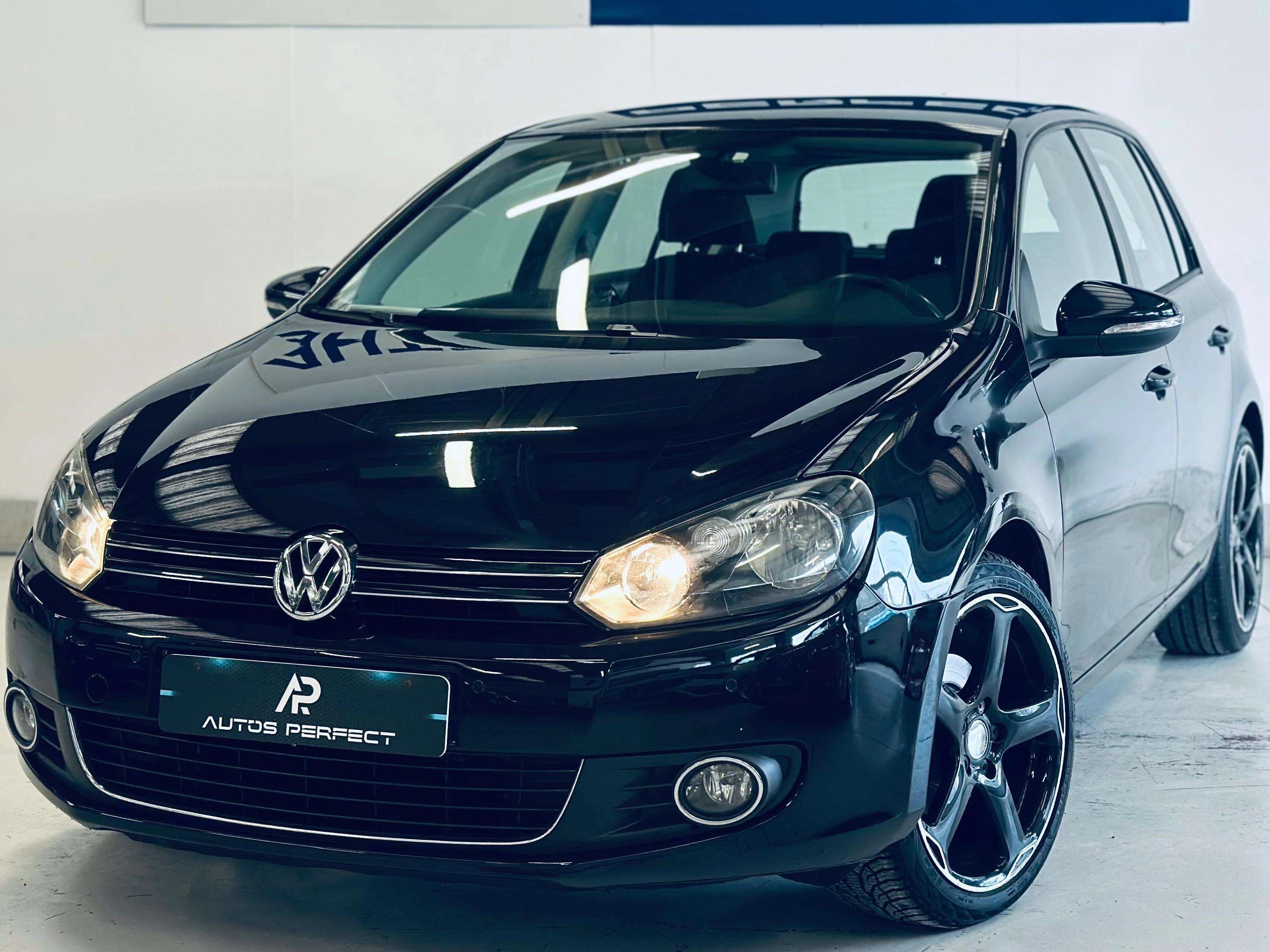 Volkswagen Golf 1.2 TSI PDC AV/ARR REG VTS JA 18 GARANTIE 1 AN