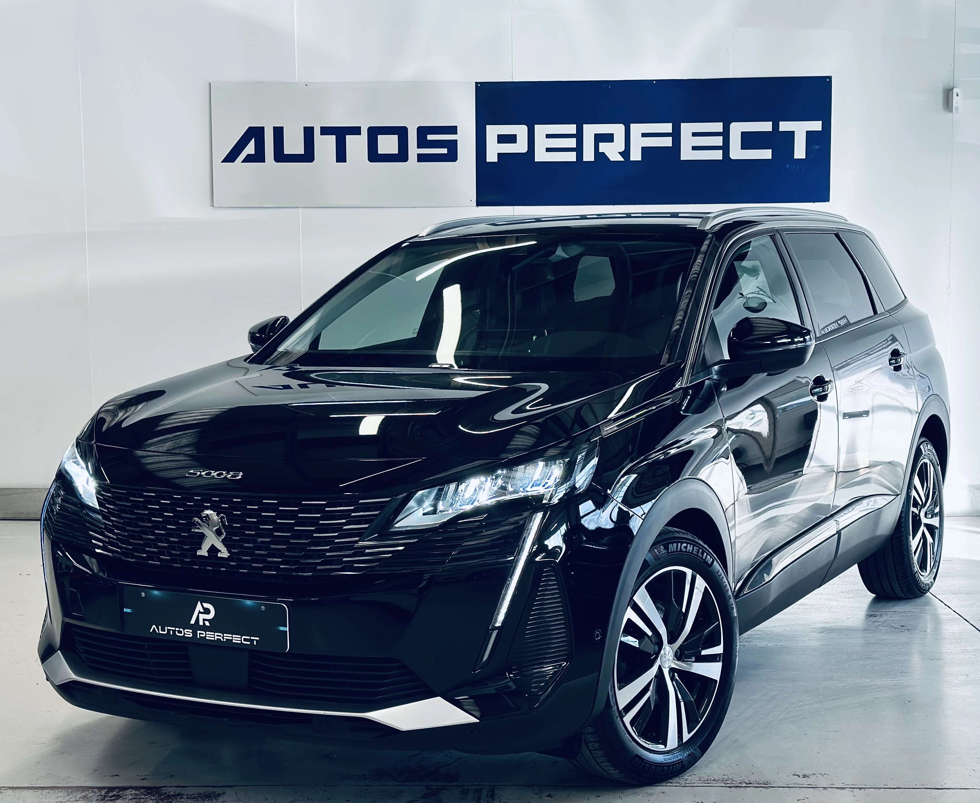 Peugeot 5008 1.2 BOITE AUTO 7 PLACES CAMERA PDC NAVI BLUETOOTH
