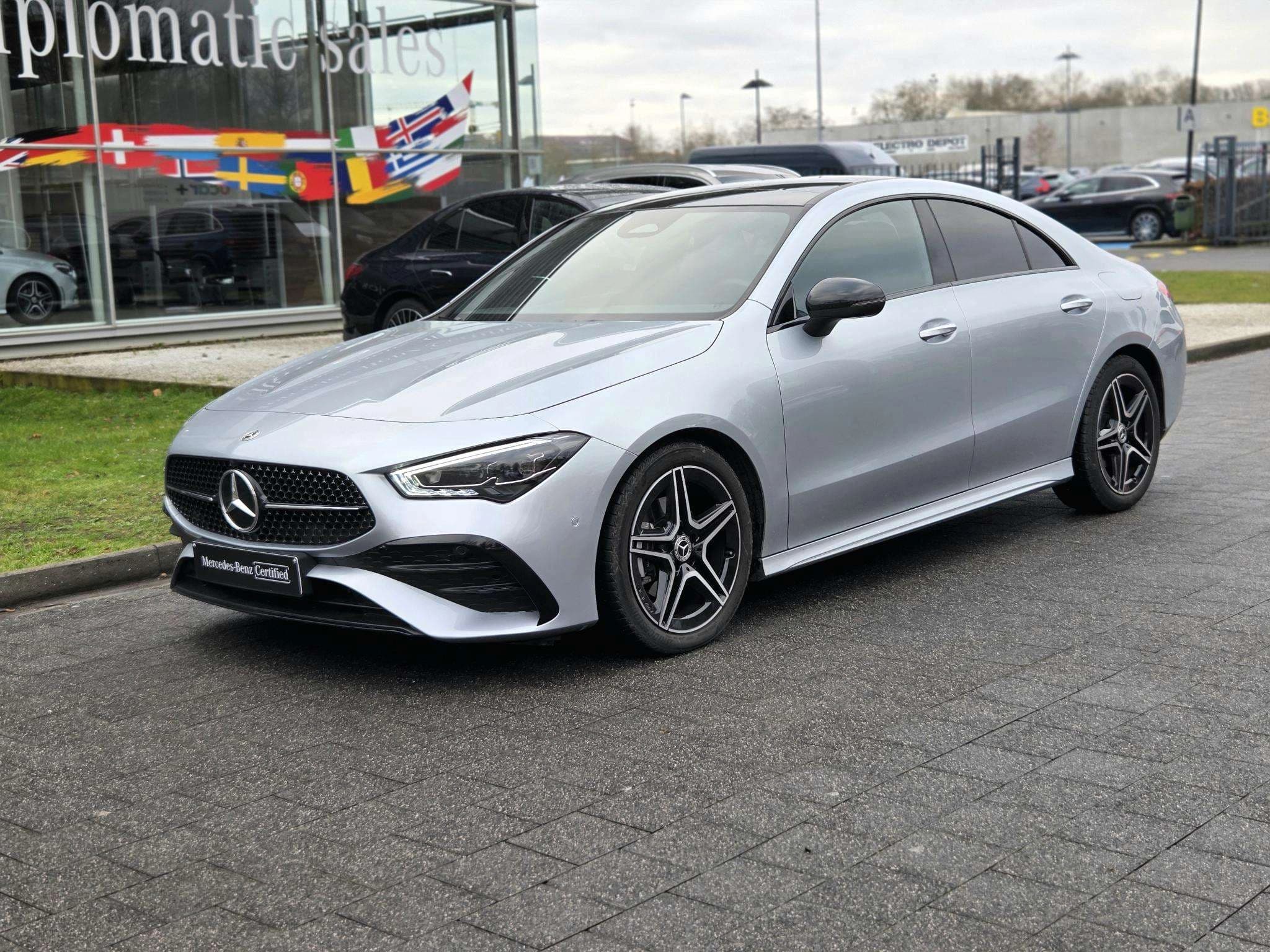 Mercedes-Benz CLA 180 CLA AMG Line